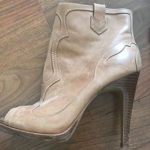 BCBGeneration Peep toe booties